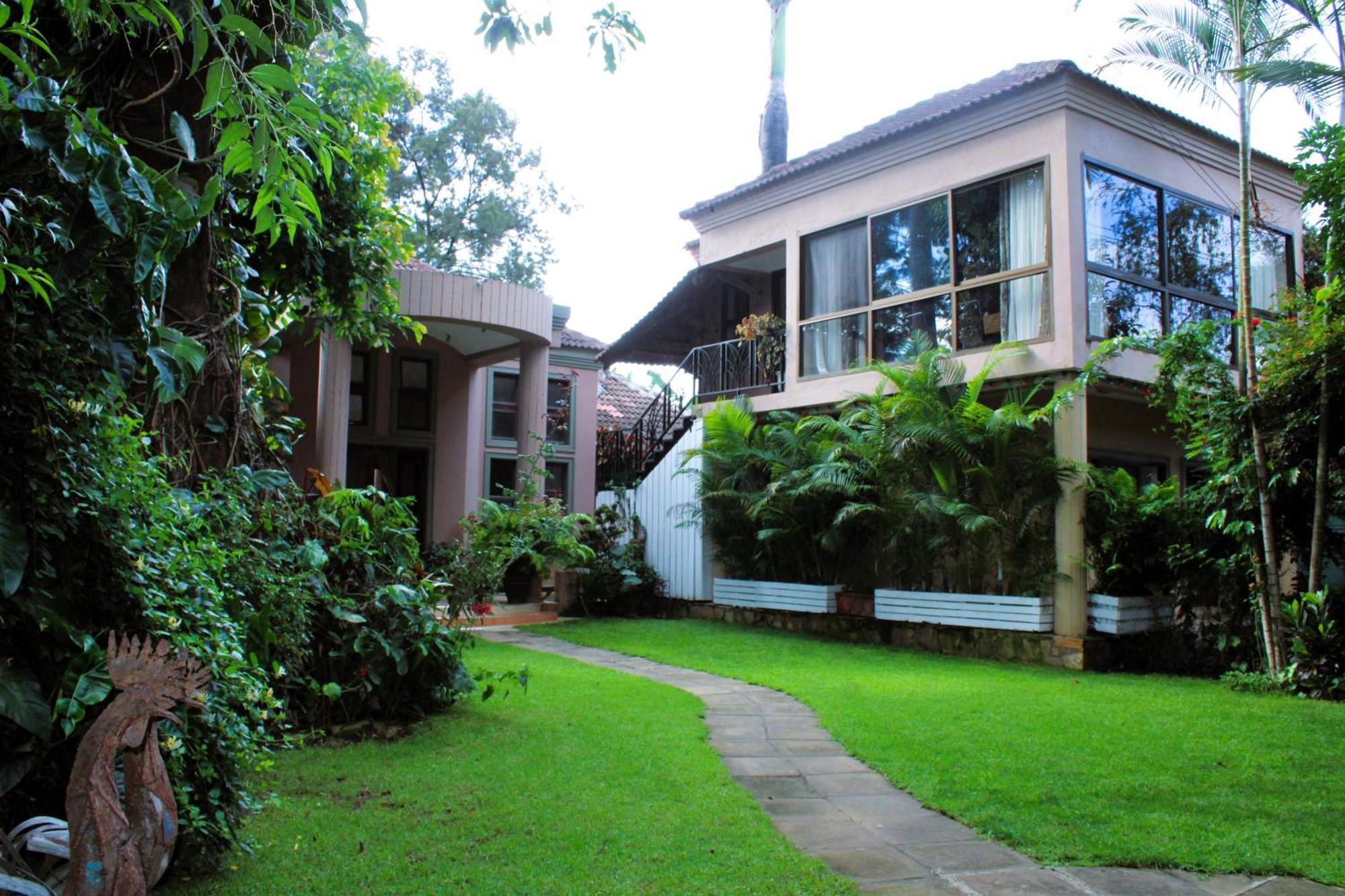 Zawadi House Lodge Аруша Екстериор снимка