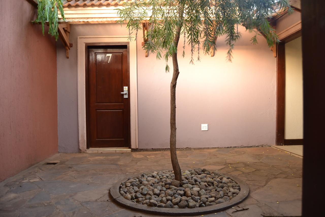 Zawadi House Lodge Аруша Екстериор снимка